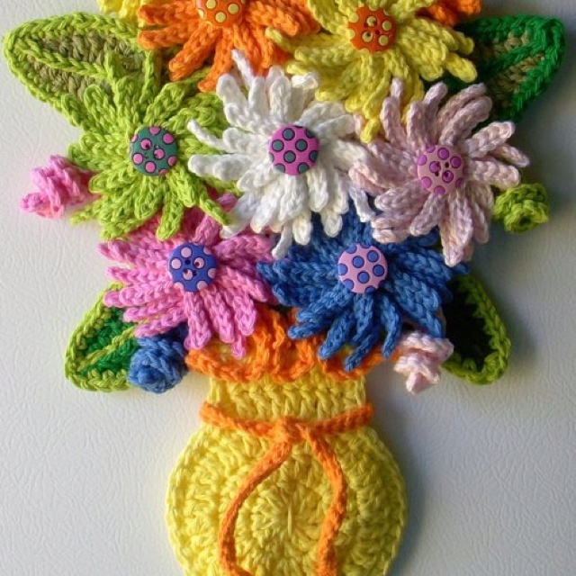 crochet wall hanging flowers