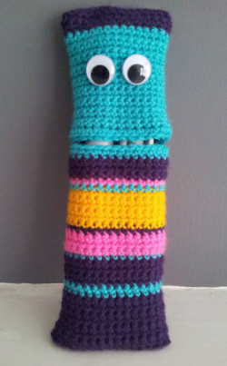 monster-crochet-hook-case