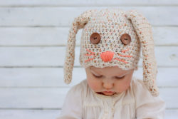 Free-crochet-bunny-hat-pattern-baby-5