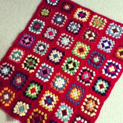 Red-Granny-Square-Afghan
