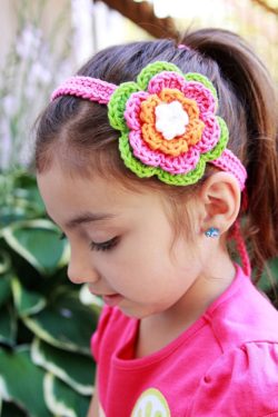 9fedcad1850e37357e21fefd51b08ece--crochet-flower-headbands-girl-headbands