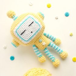 cute-crochet-robot-free-amigurumi-pattern
