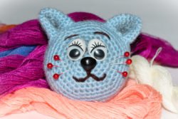 Crochet_Cat_Pin_Cushion-1