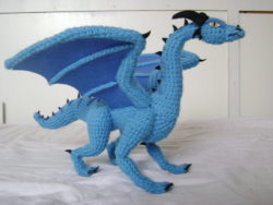 crochet_dragon_luind_1_by_xxshilowxx-d6lr7ws
