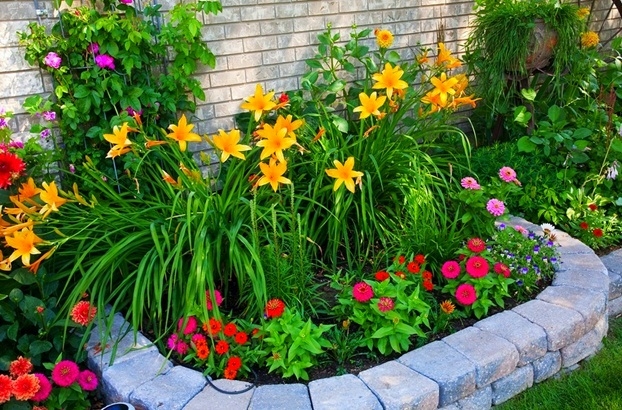 small corner flower garden ideas | http://lomets.com