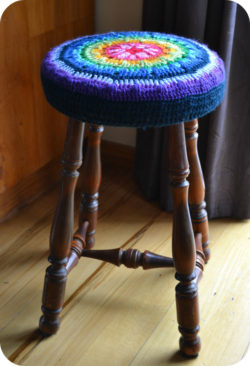 crochet-stool-cover-tutoria-12