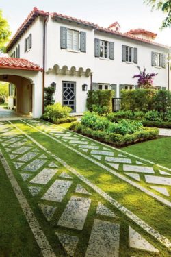 The N. garden in Coral Gables, Florida, design by Sanchez & Maddux, Inc. Landscape Architecture.