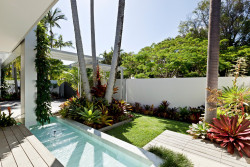 Glamorous-Robellini-Palm-method-Other-Metro-Tropical-Pool-Innovative-Designs-with-breezeway-deck-eave-light-pool-modern-overhang-softening-the-house-and-giving-the-garde