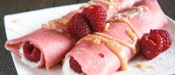 raspberry-dessert-crepes-credit-carolyng-gomes-main