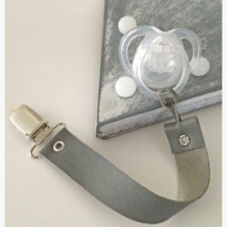 Grey-flat-leather-pacifier-clip-300x300