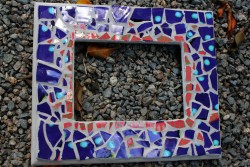 Kirstens-mosaic-picture-frame-completed1-1024x682