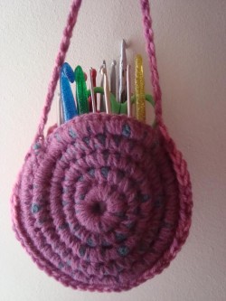 crochet-hook-pencil-case