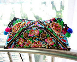 Free-Shipping-Thailand-Women-s-Jacquard-embroidery-Casual-Cross-body-Clutch-bag-with-floccular-B024