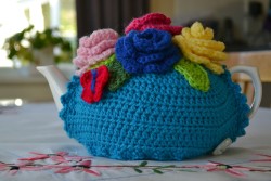 crochet-tea-cosy-free-pattern-2