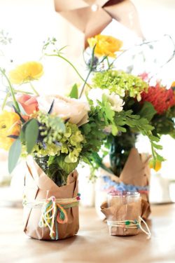 Butcher-Paper-Wrapped-Vase-HostessWithTheMostess
