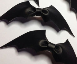 batman-leather-bow-tie
