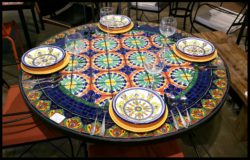 morrocan_patio_mosaic_table
