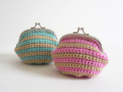 striped-crochet-coin-purses (1)