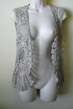 beige-tan-floral-crochet-sleeveless-vest-women-s-size-medium-0819cfcef50e7c4123928fce40aed85e
