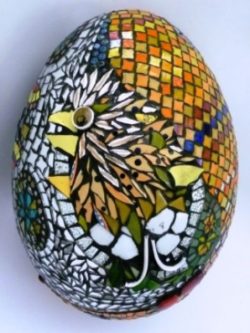 mosaic-chicken-egg
