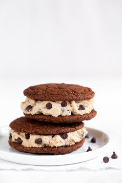 brownie-cookie-sandwiches6-alt-color+srgb.