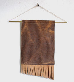 Fringe-Leather-Wall-Hanging-With-Pocket-west-oak_4_0_leather_back