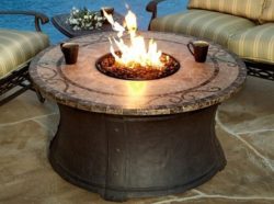 Outdoor-Gas-Fire-Pit-Table
