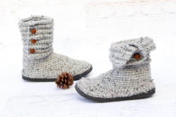 cabin-crochet-boots-flip-flops