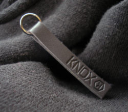 knox-zip-puller