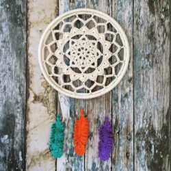 laura_makes-crochet-dreamcatcher