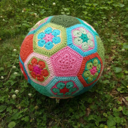 The-crochet-soccer-ball-ready-to-play