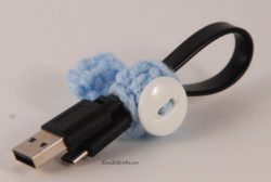 LianaInStitches_Crocheted_Cord_Earphones_Earbud_Holder_optimized5-1