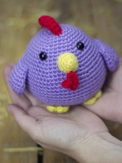 Piki-the-hen-amigurumi-crochet-pattern-by-Tremendu-3
