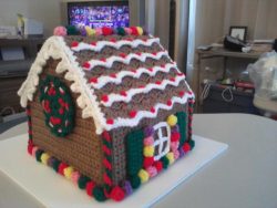 crochet-gingerbread-house.jpg