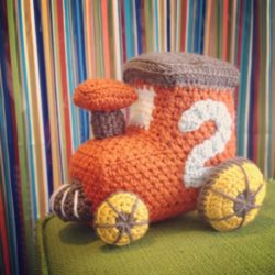little-toy-train-engine-crochet-pattern
