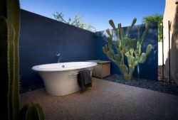 Fabulous-outdoor-Mediterranean-bathroom-with-plenty-of-blue