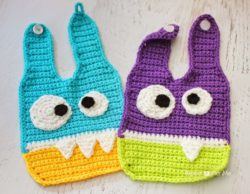 517ae987f5f5e1eccb992d8a93049c0b--beginner-crochet-pattern-free-crochet-baby-shower-gifts-free-pattern