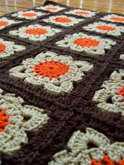 6397087f7c2bba35691b57da357249ae--crochet-squares-crochet-granny
