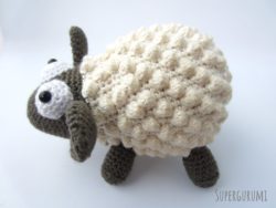 Amigurumi-Crochet-Sheep-Side-View