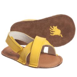 fendi-yellow-leather-baby-sandals-163755-10f1f04d3a767520d245288e9d4cbd15e8f76725