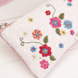 pencil-case-school-stationery-pen-bag-fashion-cute-stationery-school-kits-zipper-canvas-embroidered-estuches-girl