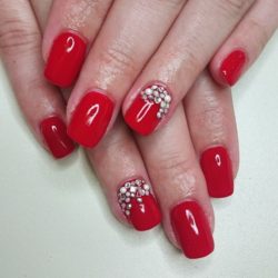 rhinestones-red-nail-design