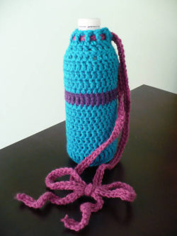 striped-water-bottle-tote-crochet