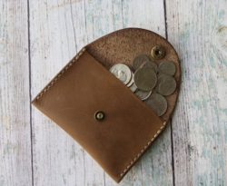 0544be9a97df12beb7f3fab43e8fe43e--leather-coin-purses-change-purse