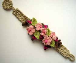 06e139d5fc9ef76fc4eef71db65e7f0f--crochet-bracelet-crochet-jewellery