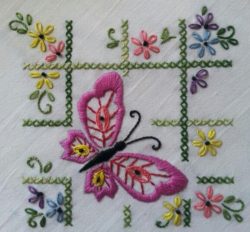 946c7b290cce0deda9d7e773e1bcf5e0--embroidery-stitches-hand-embroidery