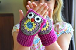 Crochet-Owl-Mittens-Free-Pattern-1-2-550x367