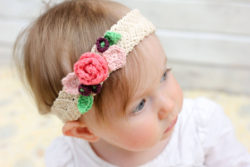 Free-crochet-headband-pattern-flowers-15