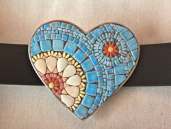 e7d0a0737f31d6ce5f6c76c3319863d1--mosaic-heart-mosaic-ideas-patterns