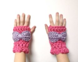 ea199cd39274f8105877e3442815b64c--crochet-mittens-crochet-gloves